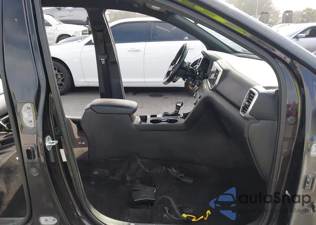 KNDP63AC7L7656666: 43677481