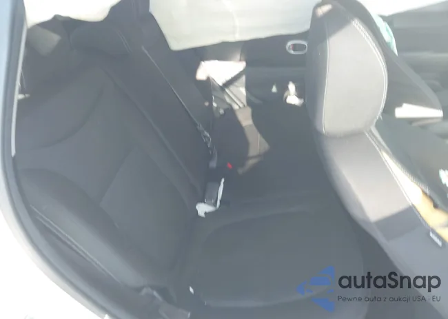 KNDJN2A2XF7797553: 43677559