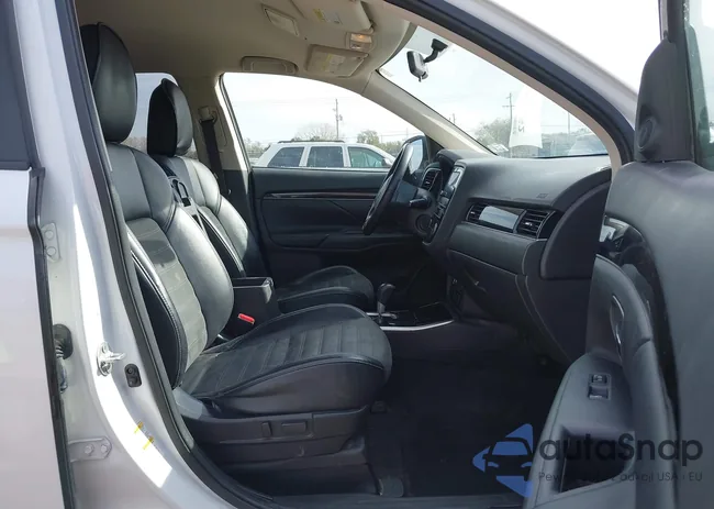 JA4AD3A31KZ012220: 43677652