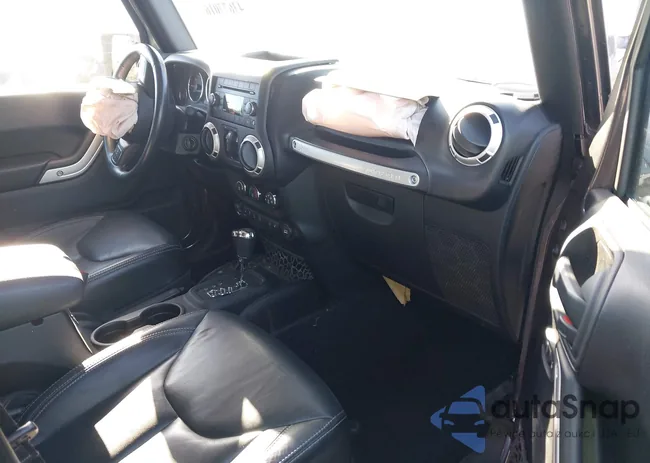 1C4BJWEG0GL194035: 43677016