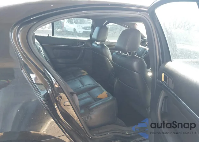 1LNHM94R99G608197: 43677032