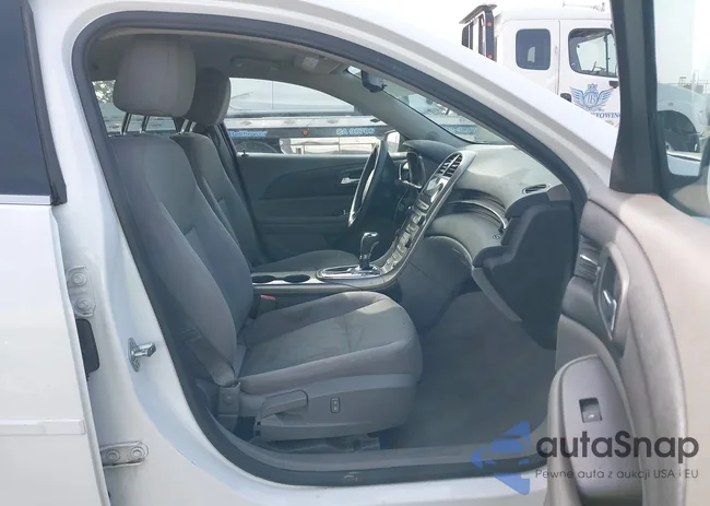 1G11B5SA2DF187142: 43677044