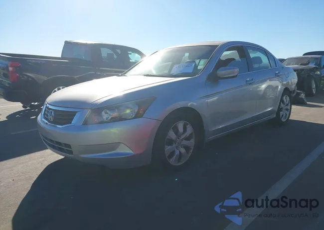 1HGCP268X9A117076: 43677063