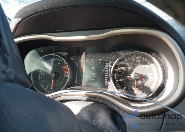 1C4PJMCX2JD603604: 43677130