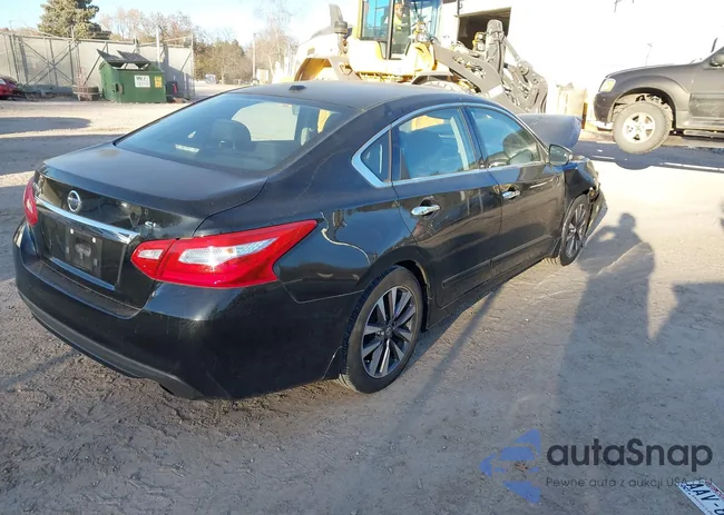 1N4AL3AP9GC200950: 43678196