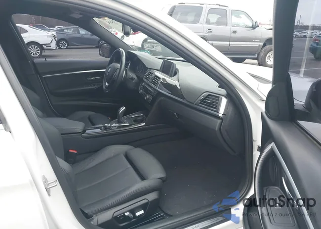 WBA8D9G5XJNU70485: 43678434