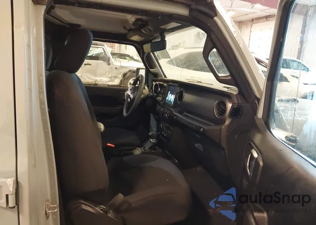 1C4HJXDN7PW617224: 43678439