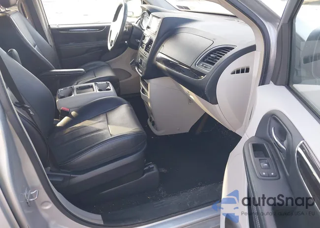 2C4RC1BG1CR301319: 43678576