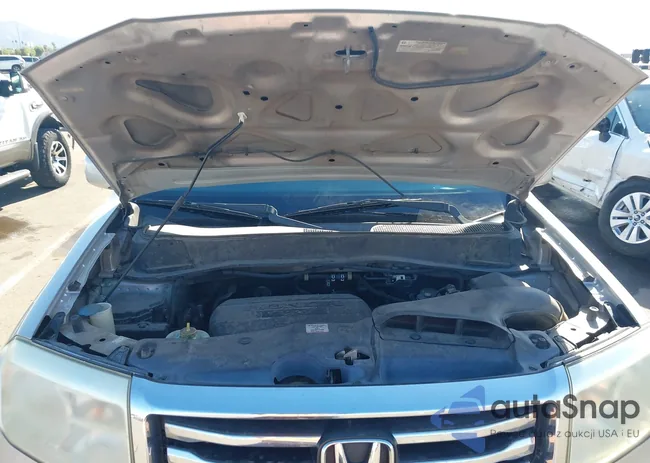 5FNYF3H94CB031229: 43678682