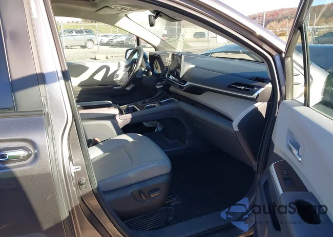 5TDYRKEC5PS154167: 43678118