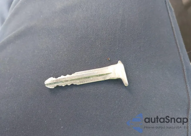 2T1BURHE0EC031666: 43679151