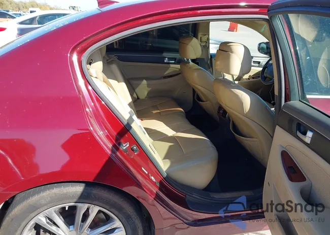 KMHGC4DD3DU235710: 43679293