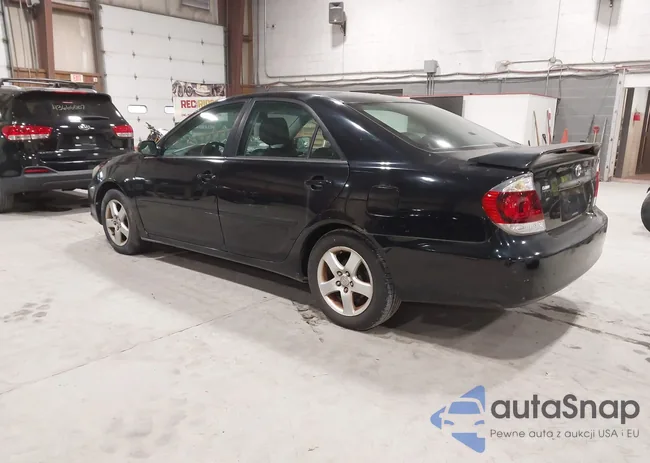 4T1BE32K15U044871: 43679375