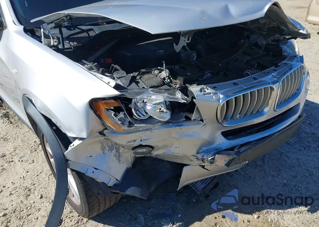 5UXWX9C54D0A17635: 43679446