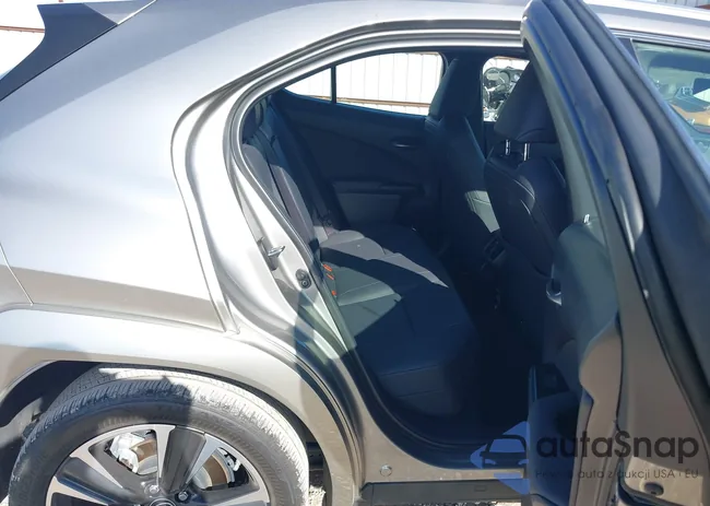 JTHP3JBH9N2054650: 43679733