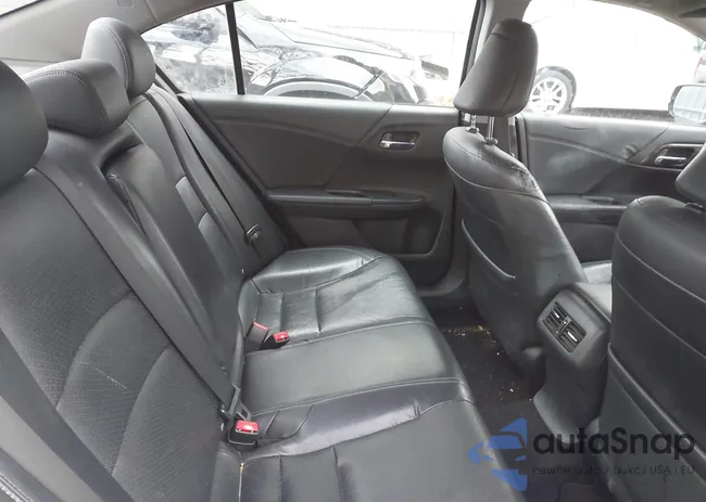 1HGCR2F81HA035813: 43678781