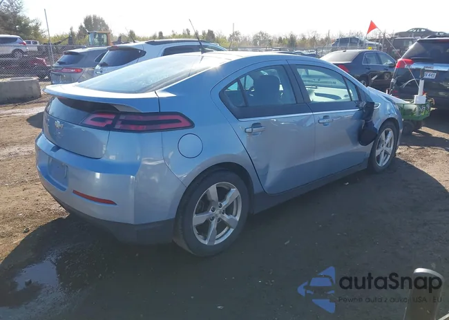 1G1RB6E44EU153957: 43678865