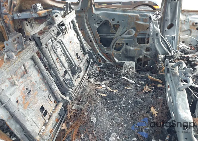 1FMCU0HD2JUD57047: 43678969