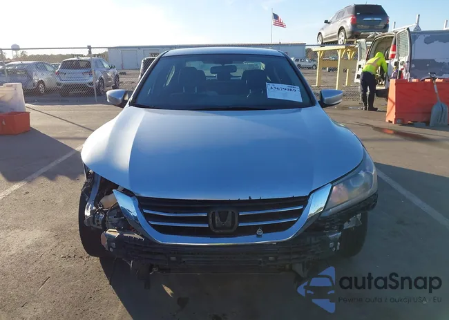 1HGCR2F56EA033072: 43679089