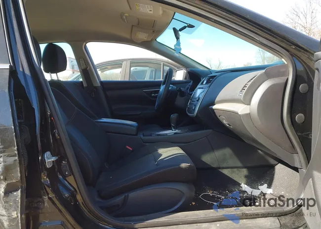 1N4AL3AP1GN351463: 43679111