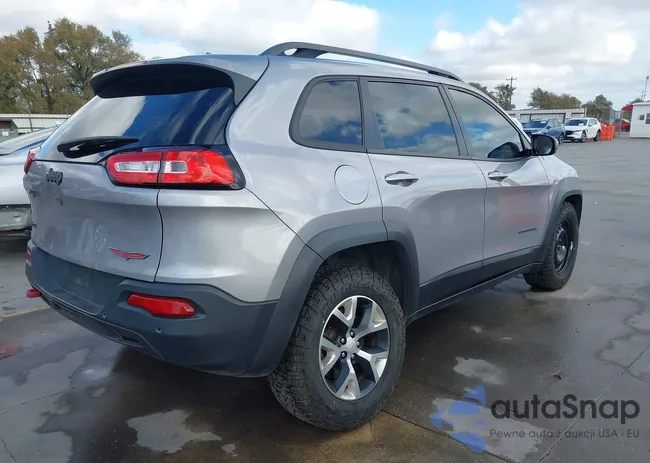 1C4PJMBBXJD567635: 43680204