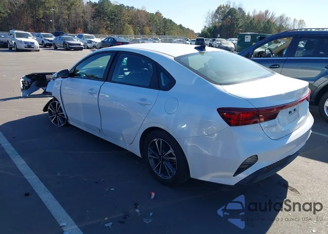 3KPF24AD7RE788261: 43680228