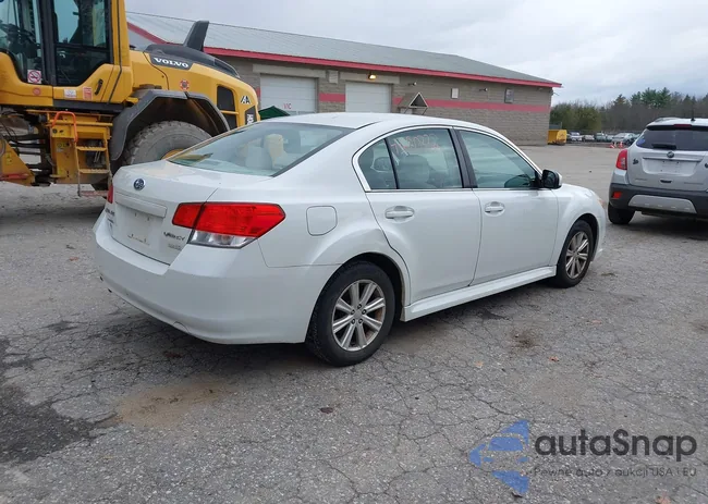 4S3BMBC60C3038341: 43680332