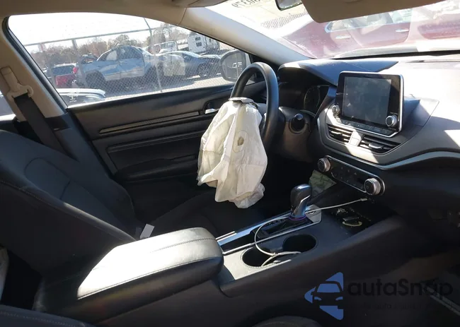 1N4BL4BV0LC197437: 43680379