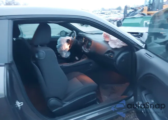 2C3CDZAG5JH219801: 43680534