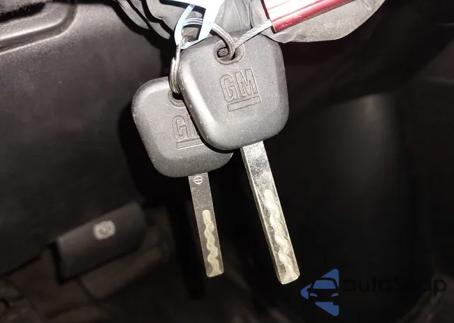 1GCWGFCF2F1284825: 43680538