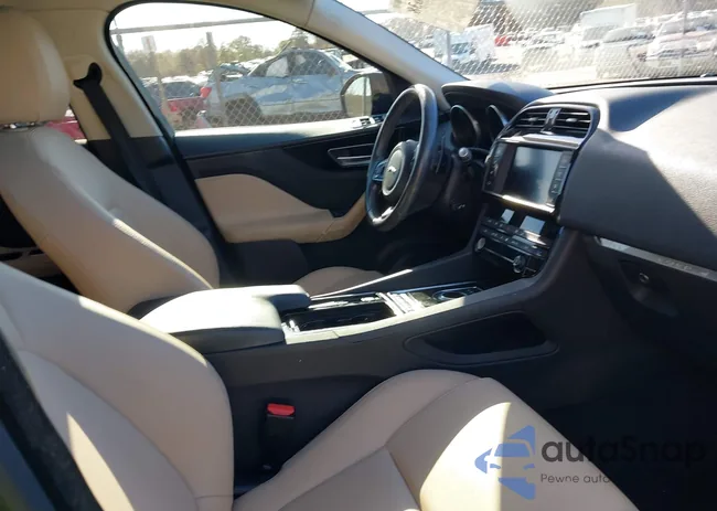 SADCJ2FXXJA275563: 43680638