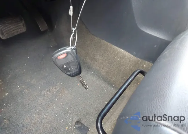 1C4NJDBB1GD809941: 43680656