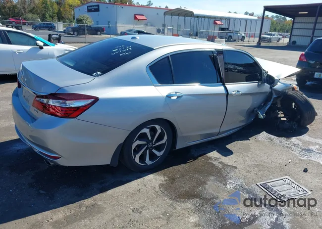 1HGCR3F81HA037678: 43680714