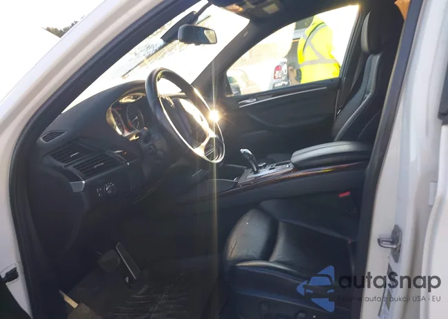 5UXFG8C55DL591389: 43679942