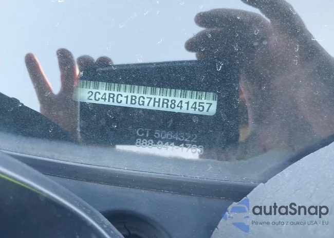 2C4RC1BG7HR841457: 43679947