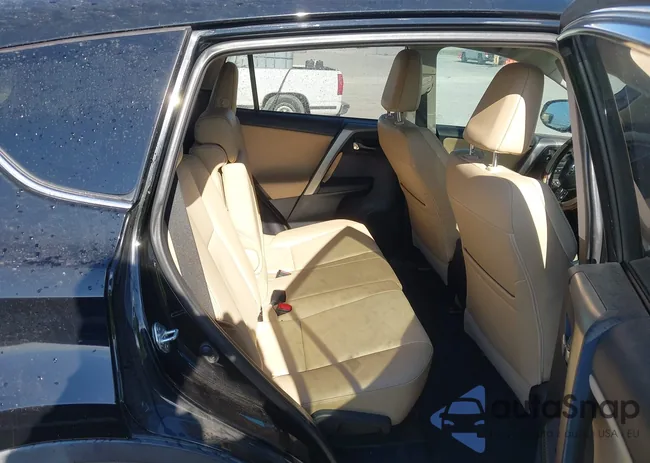 2T3DFREV8FW251958: 43679995