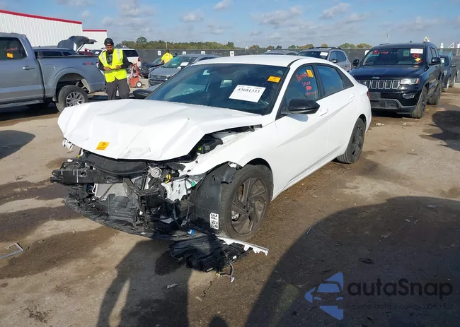 KMHLM4DG0TU099198: 43681333