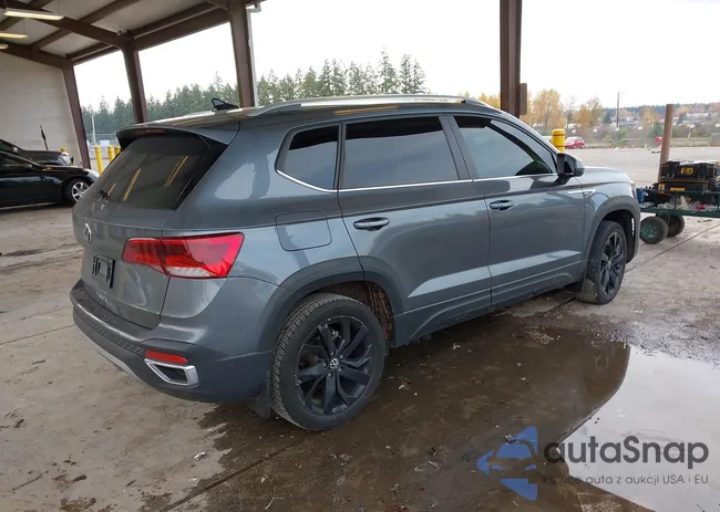 3VVSX7B20PM318379: 43681479