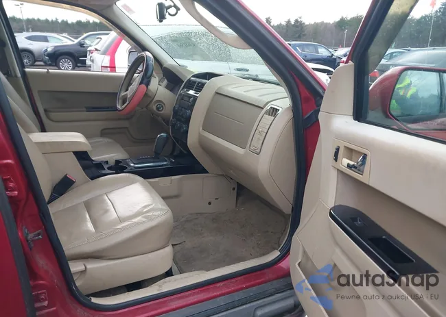 1FMCU94G19KB13157: 43681561