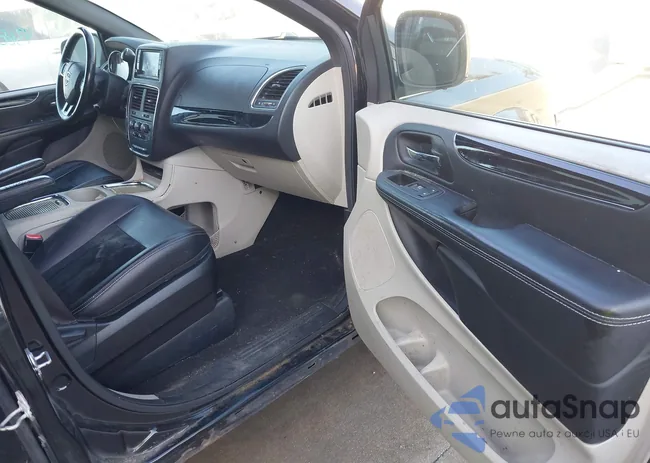 2C4RDGCG7JR282111: 43681699