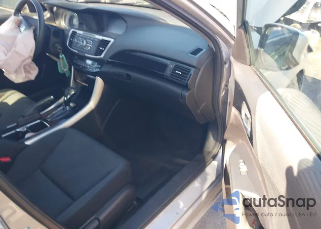 1HGCR2F33HA141930: 43681065