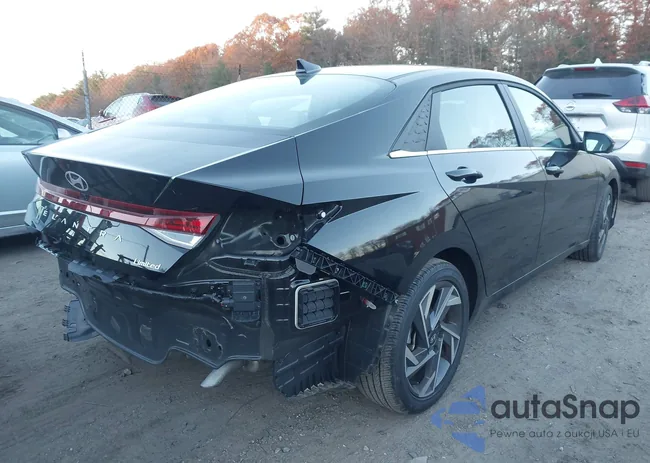 KMHLP4DGXRU801012: 43681100