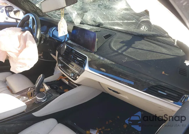 WBAJB9C56KB464411: 43682338