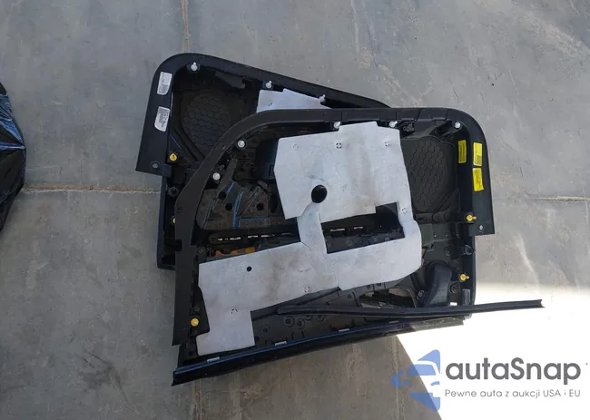 2C3CDXBG0FH772110: 43682359