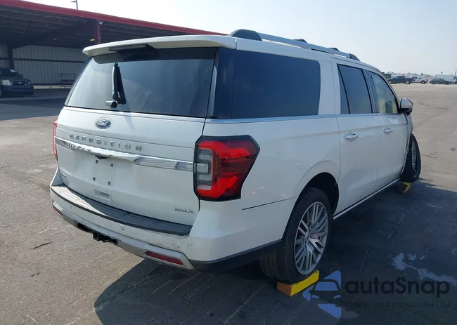 1FMJK2A8XREA18225: 43682384