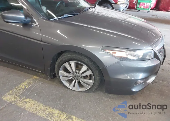 1HGCS1B89CA024085: 43682475