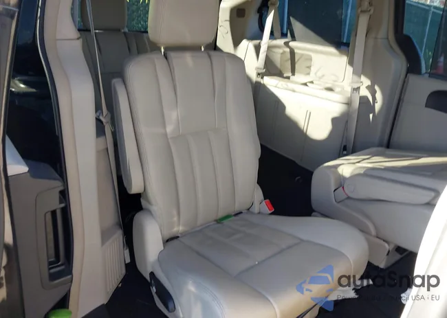 2C4RC1CG7CR338776: 43682732