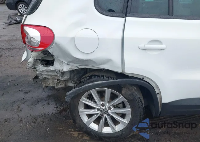 WVGAV7AX8FW577984: 43681763