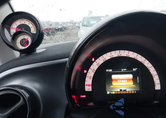 WMEFJ5DA9GK068630: 43681816