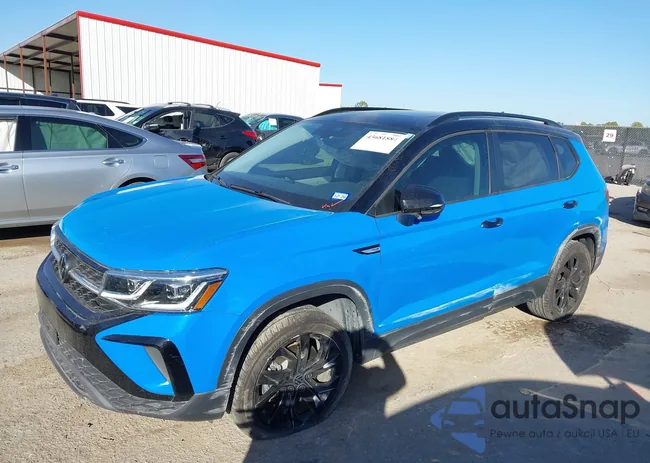 3VVJX7B28RM129624: 43681884